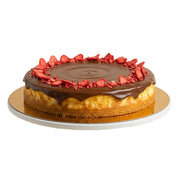 Homemade Cheesecake with Chocolate Glaze